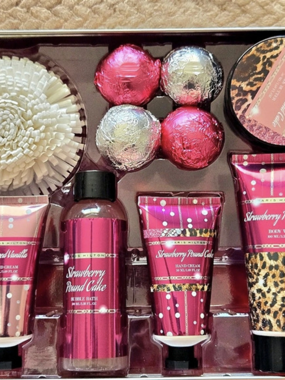 Paris Hilton Blissful Wishes 10 PC Bath Luxuries 10 PC Bath Luxuries Gift Set - Picture 3 of 8